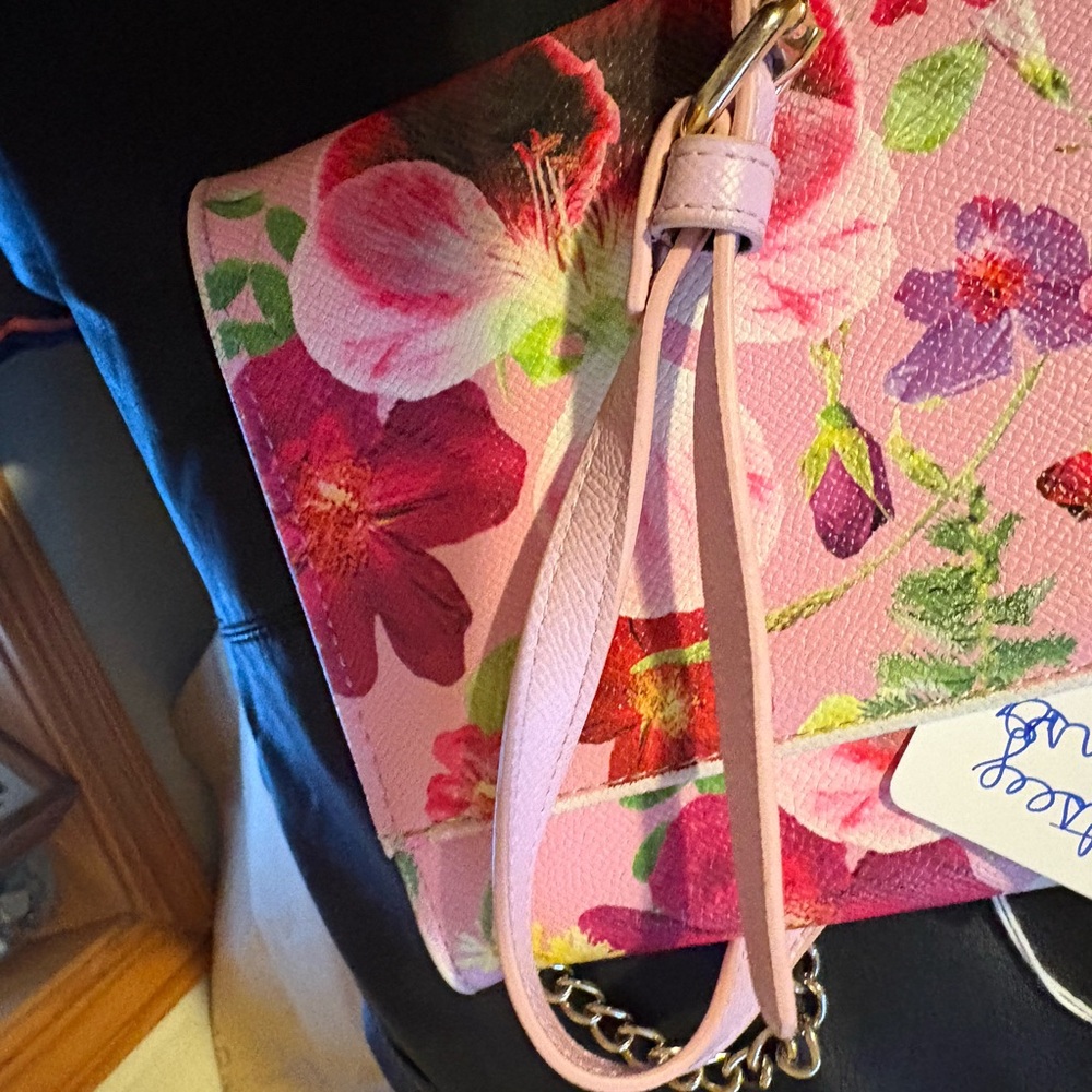 Betsey Johnson Pink Floral Crossbody Bag - Picture 9 of 10